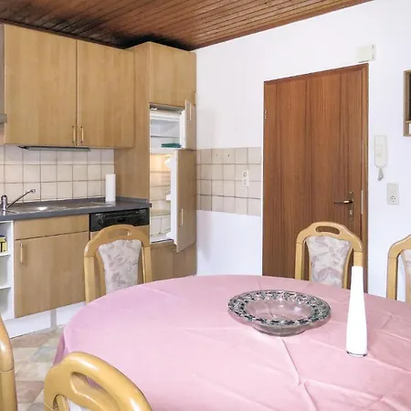 Appartement Gorgeous In With Kitchen