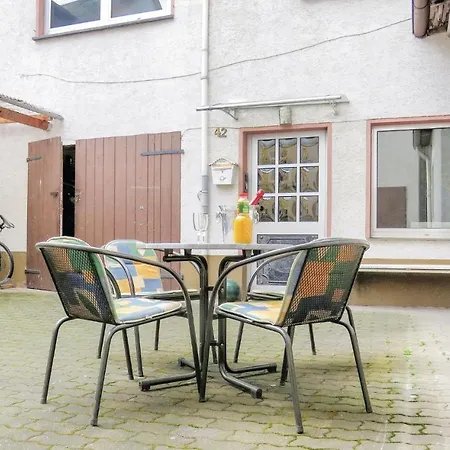 1 Bedroom Pet Friendly In