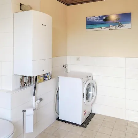 1 Bedroom Pet Friendly In *