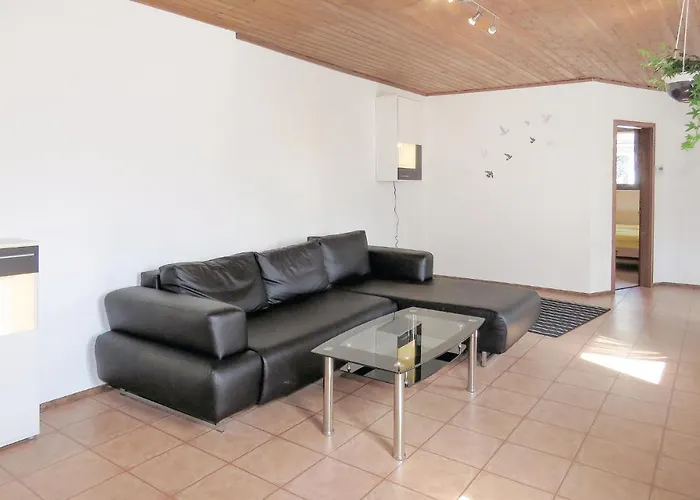 1 Bedroom Lovely In Apartamento Lahnstein