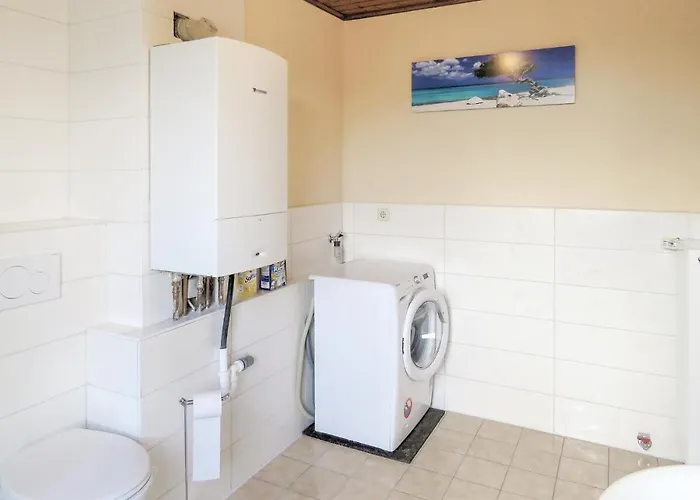 1 Bedroom Lovely In *